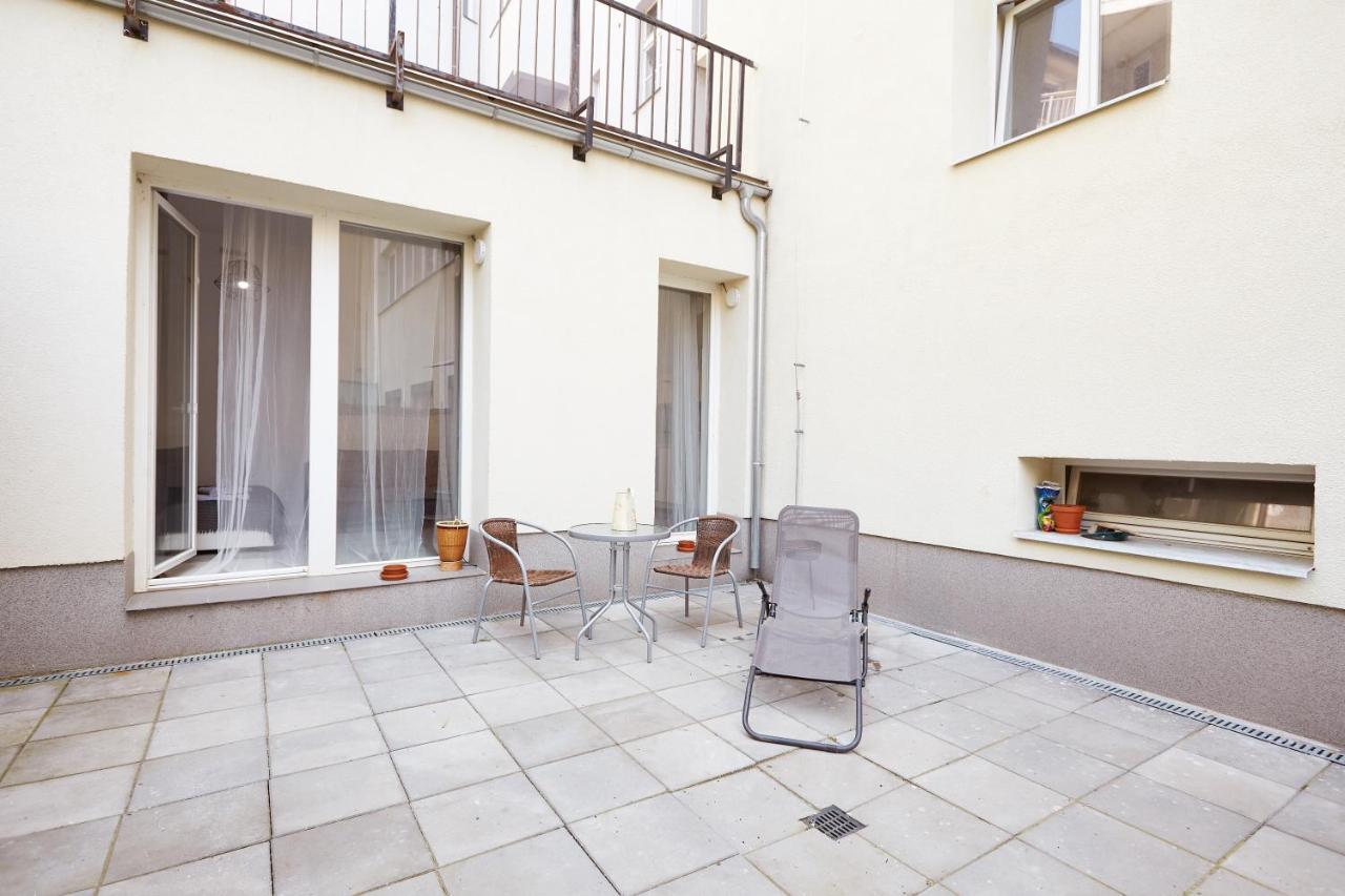 Prague Friendly Apartments In Prága Kültér fotó